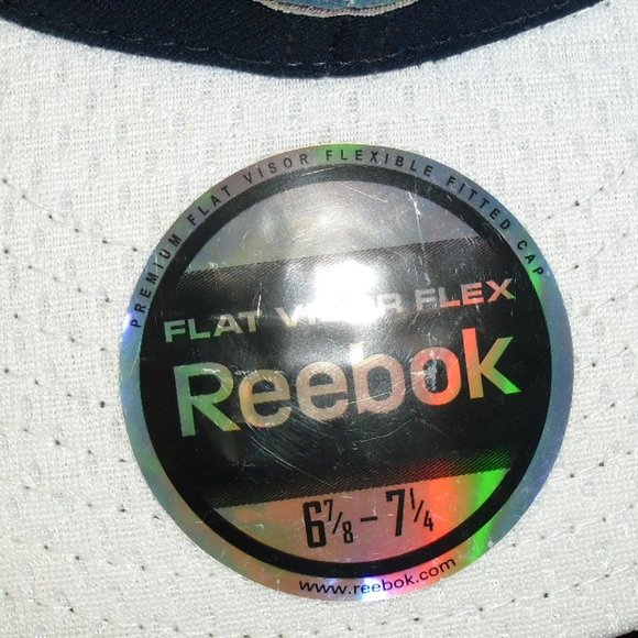 Tennessee Titans Mens Reebok Fitted hat Fits Head sizes of 6 7/8-7 1/4 New Nfl - Picture 4 of 5